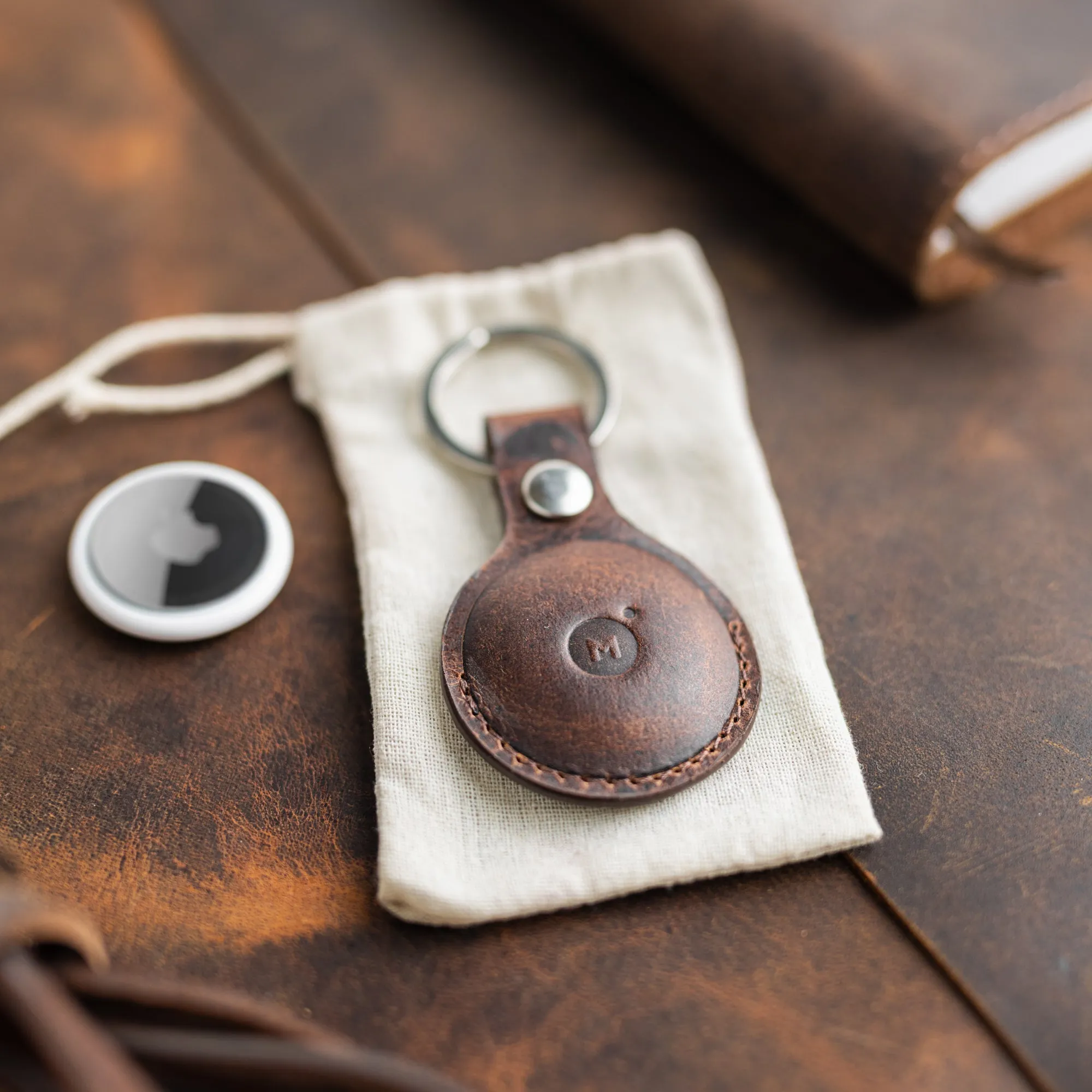 AirTag Holder Leather Keychain 4-Pack