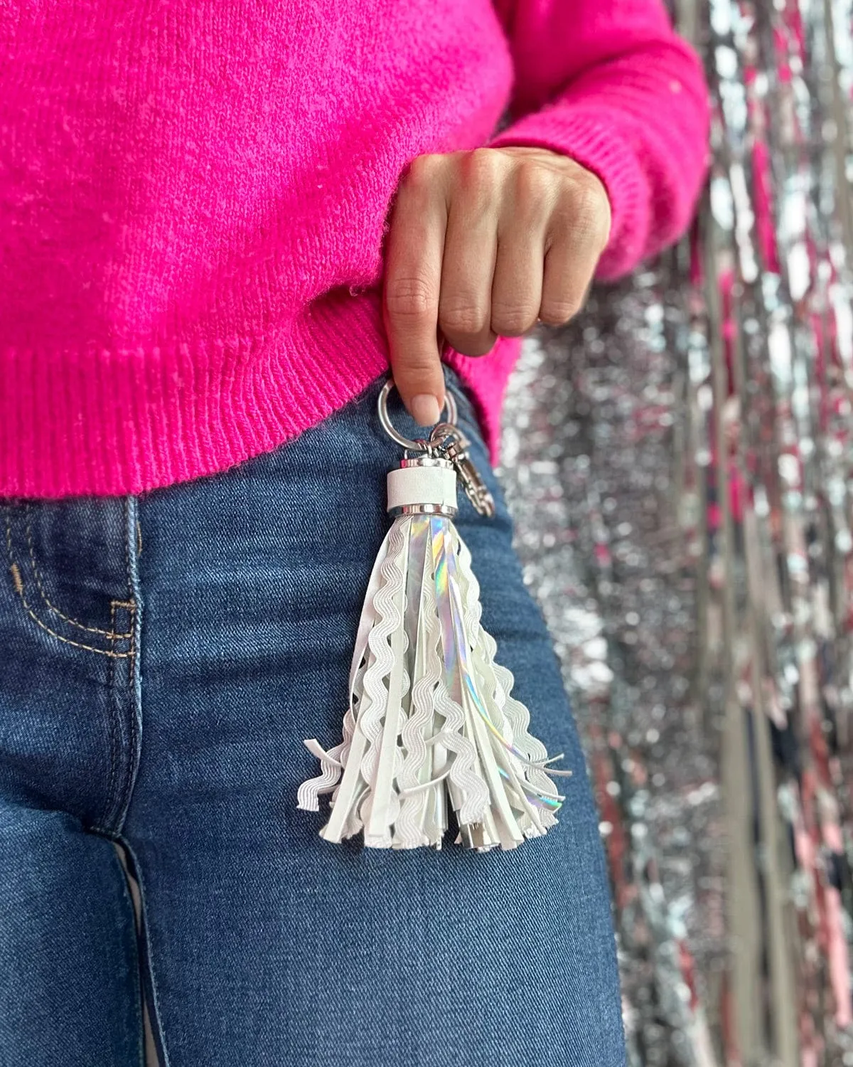 More Metallic Charging Tassel Keychain For iPhone or Android